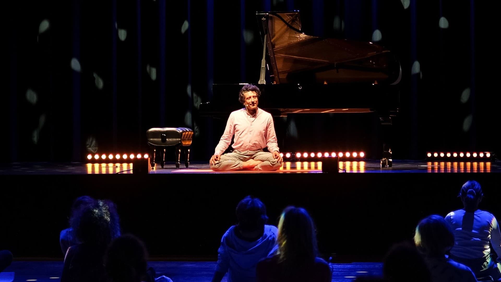 A yoga concert featuring live piano music and guided breathing in Echternach
